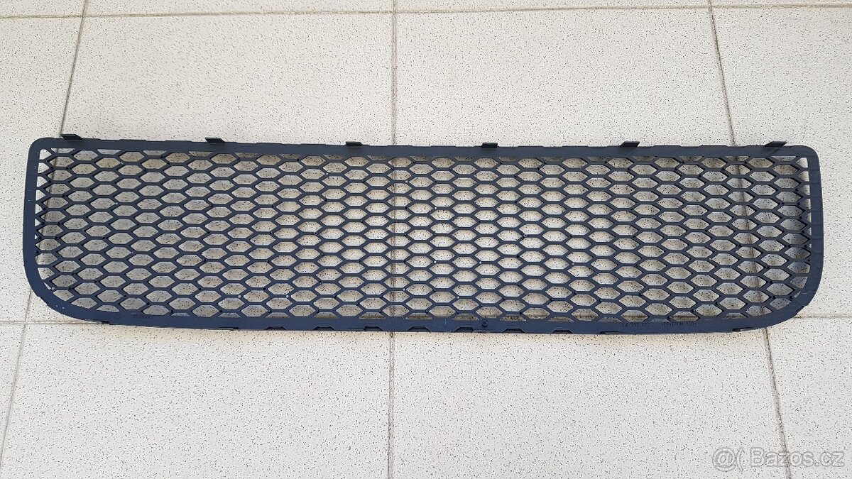 Středová mřížka Volkswagen Golf IV R32 - 2