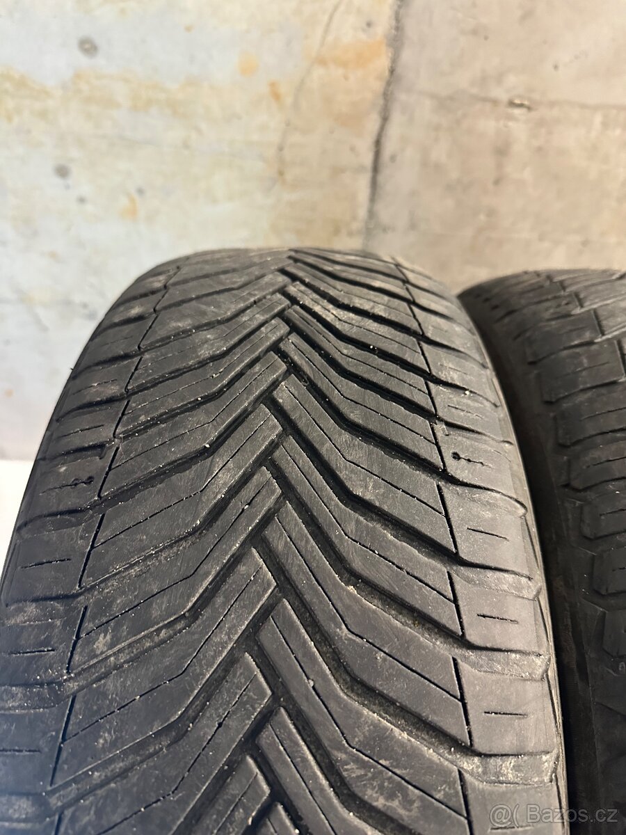Michelin Crossclimate 225/55/17 - 2