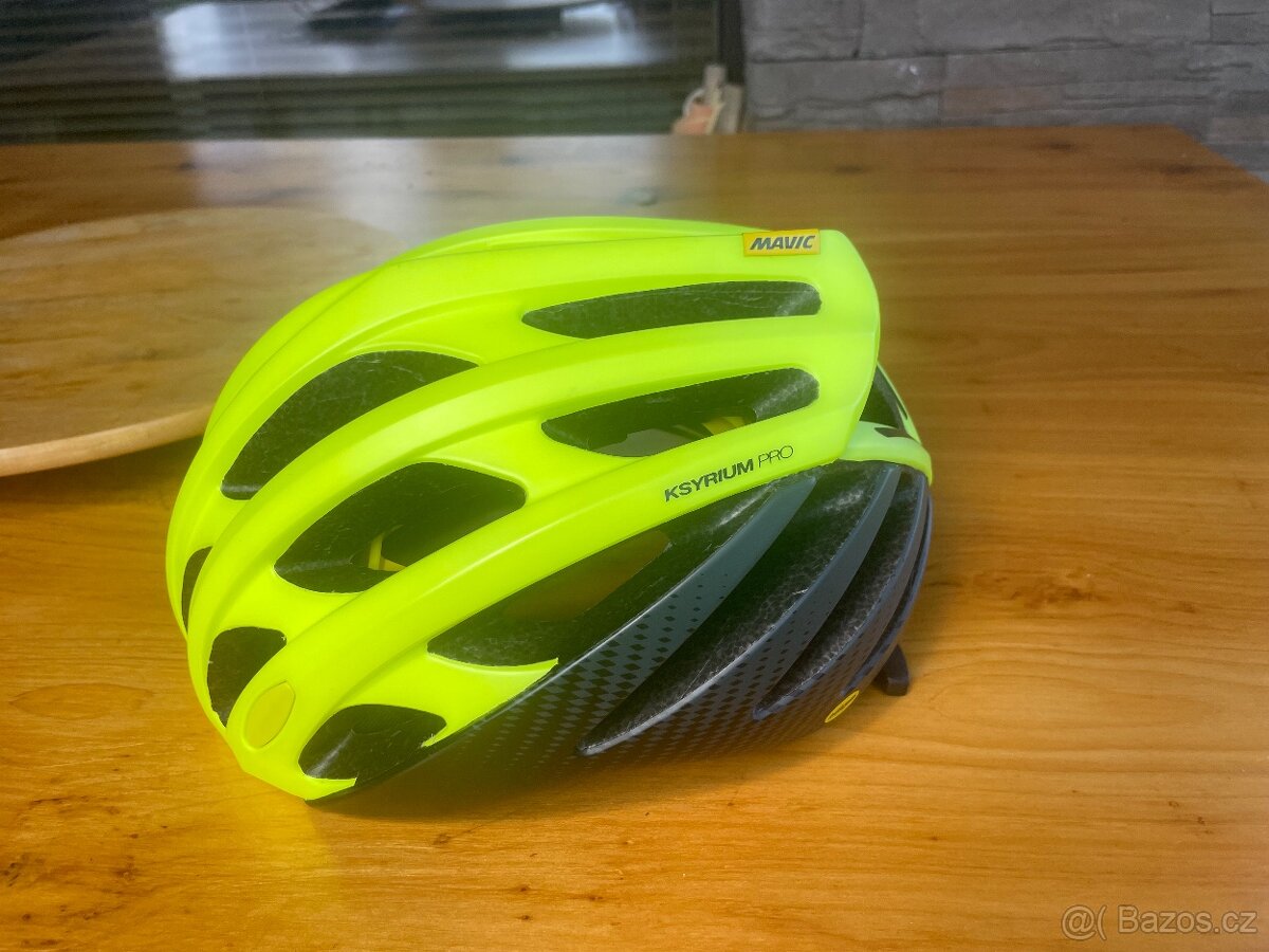 Helma poc ksyrium pro mips L - 2