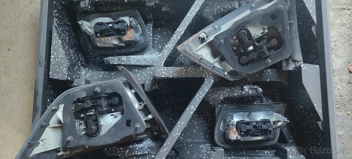 Zadní světla Saab 93 - 2