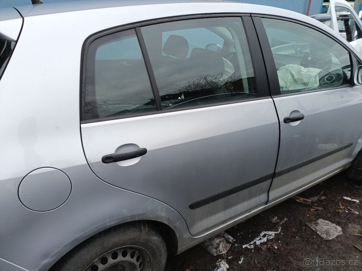 VW Golf V plus - náhradní díly - 2