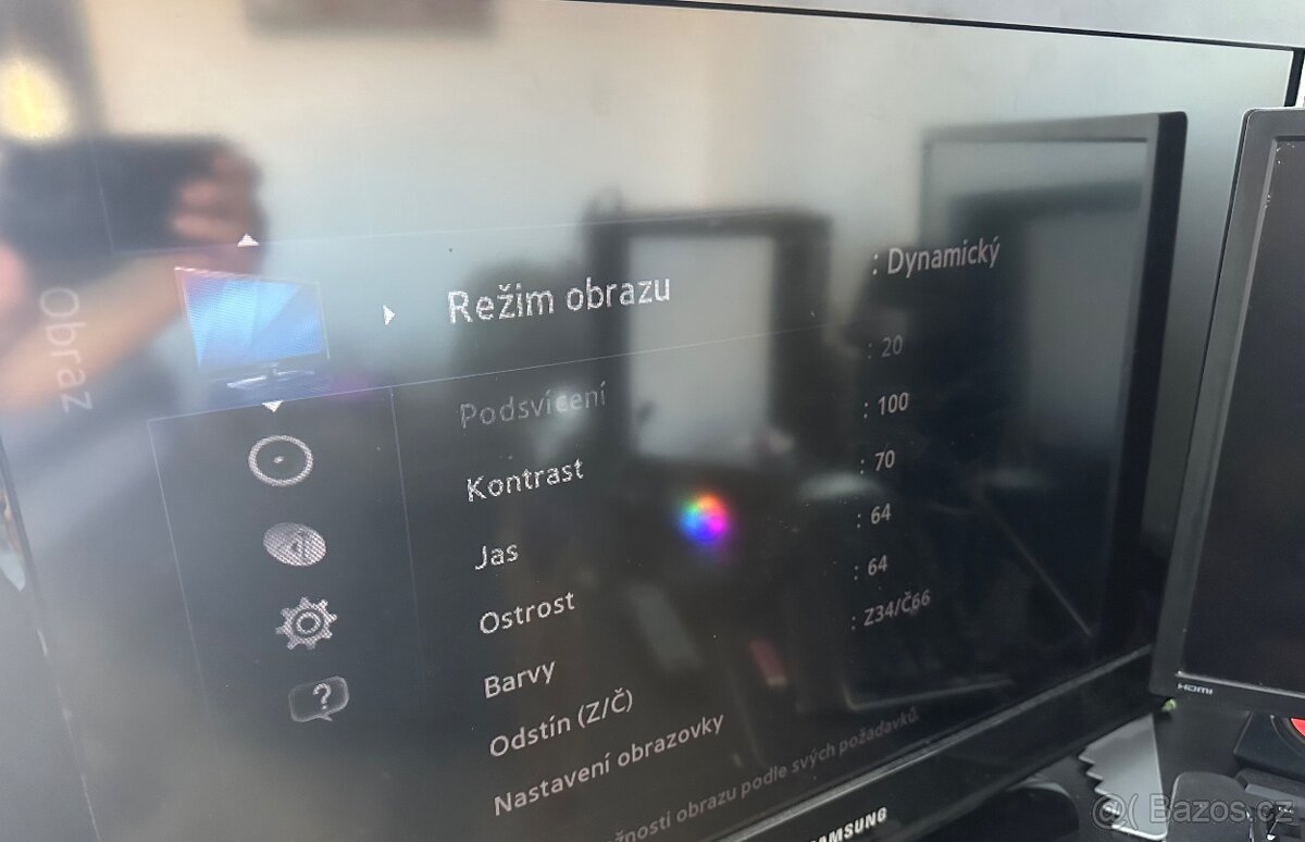 Samsung TV + set-top box - 2