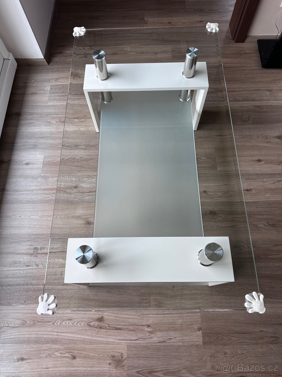 Skleněný konferenční stolek - 2