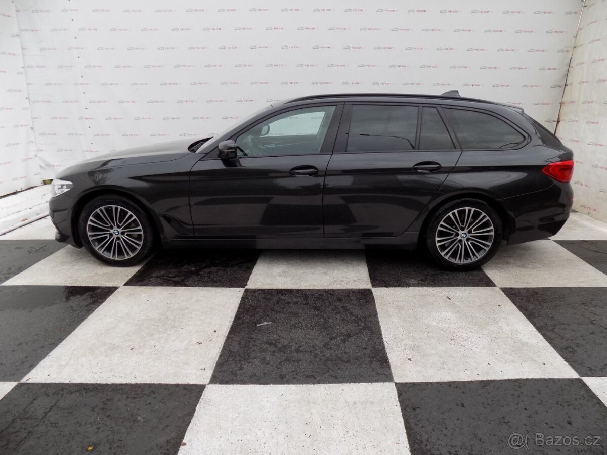 BMW Řada 5 530d/Sport-Line/Full-Led/ - 2