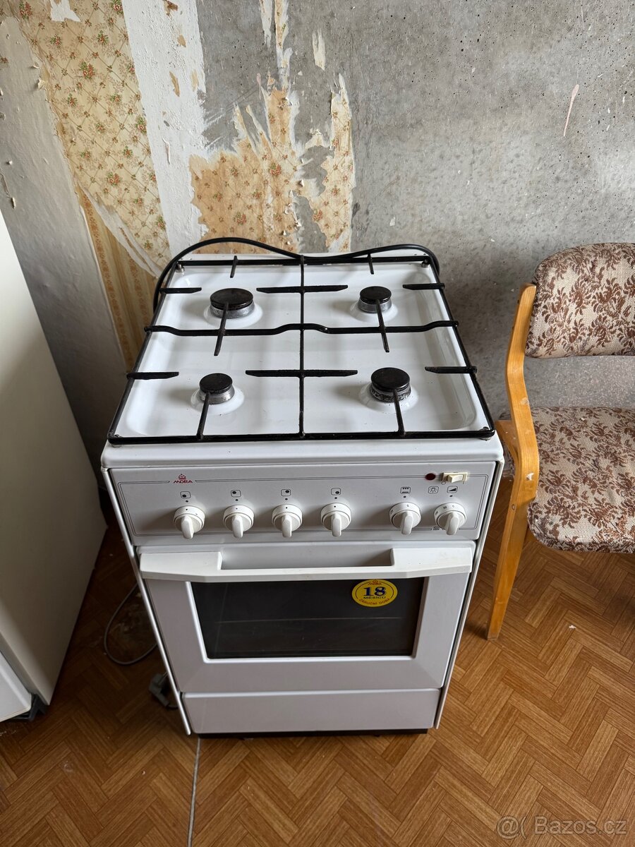 Kombinovaný sporák Mora - 2