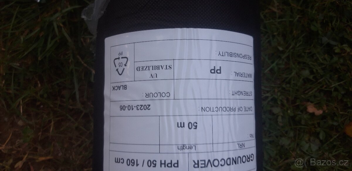 Netkaná textilie-odclonění plotu,proti plevelu i pod kameny - 2