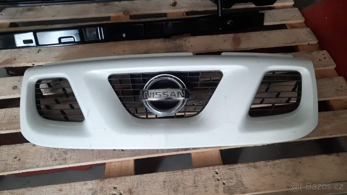 Nissan Terrano 2 – Maska facelift - 2