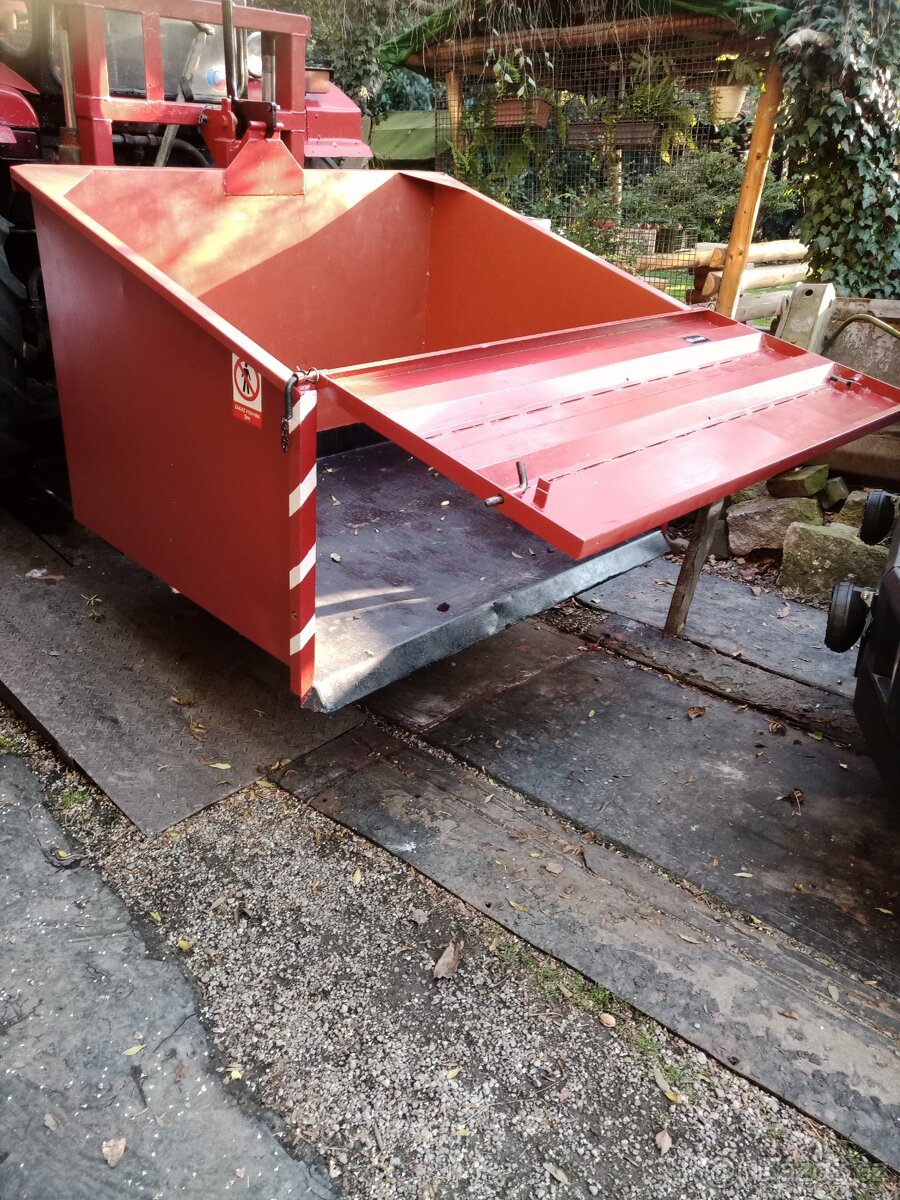 Bělorus traktor - 2