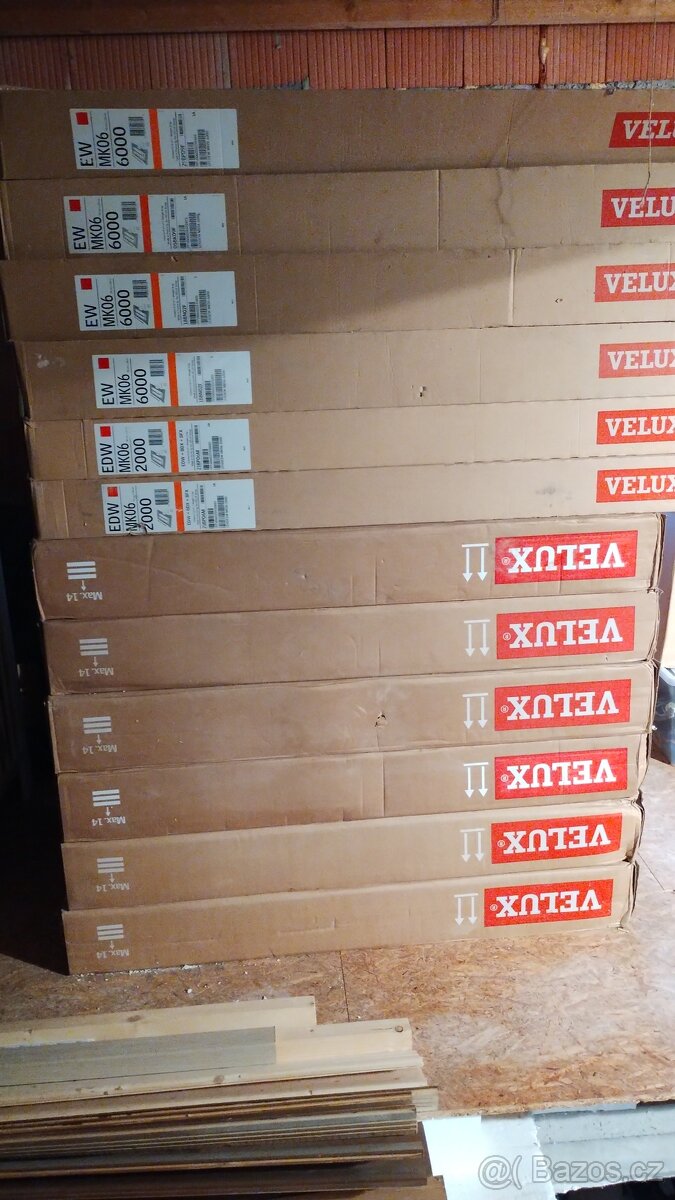 Střešní okna VELUX GGL MK06 3066, 78x118 dřevěné+ olemování - 2