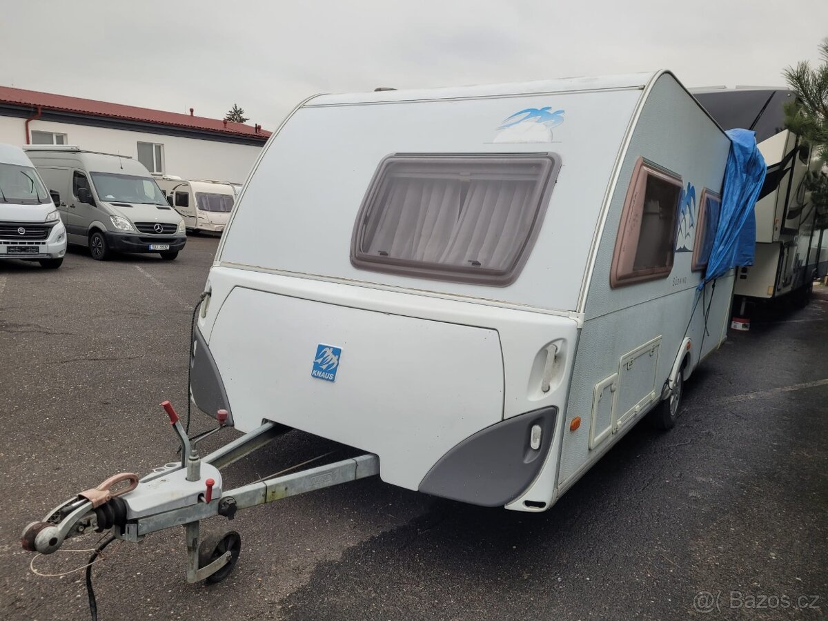 Knaus 500 s palandami, poškozený, na opravu - 2