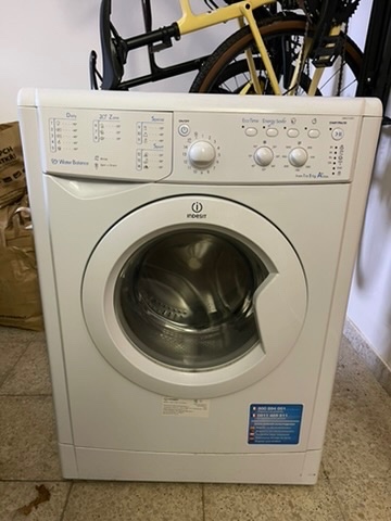 Indesit IWSC51051 - 2