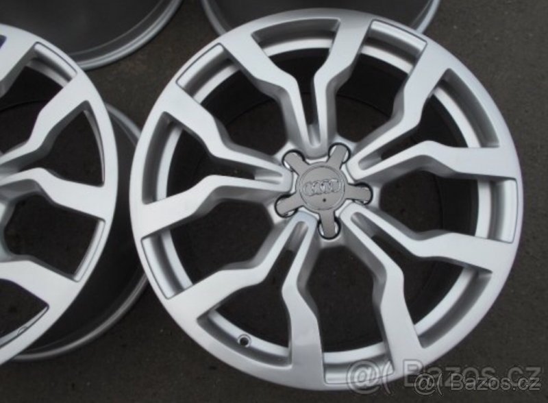 Audi R8 V10 kola “spider” 19 originál - 2