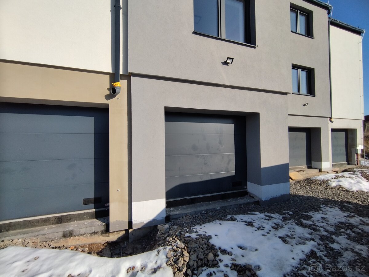 Pronájem garáže - 2