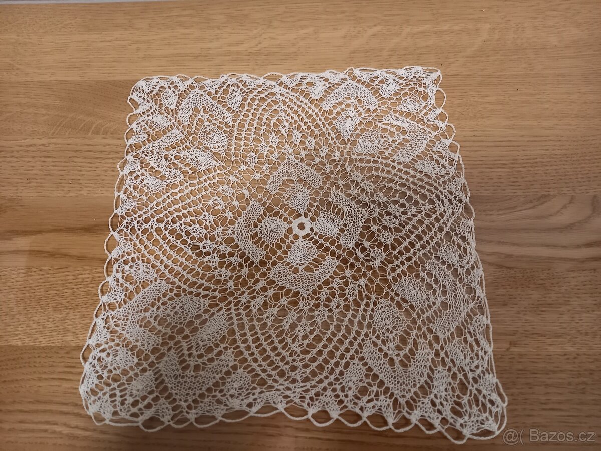 staré ručně háčkované dečky 13 kusů - 2