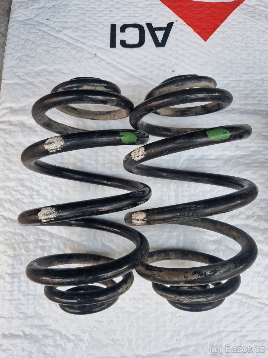 BMW e30 e46 zadní pružiny - 2