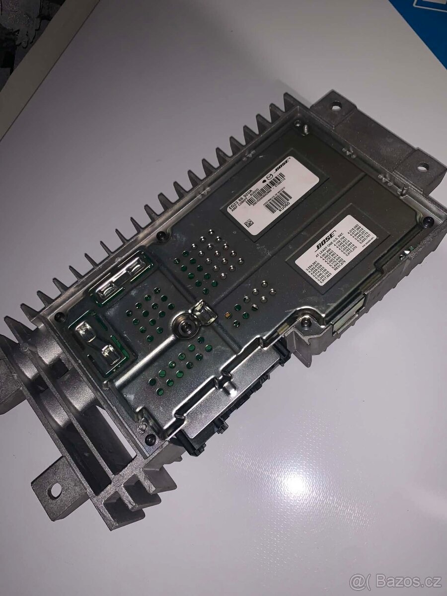 Dobrý den prodam zesilovač BOSE - 2