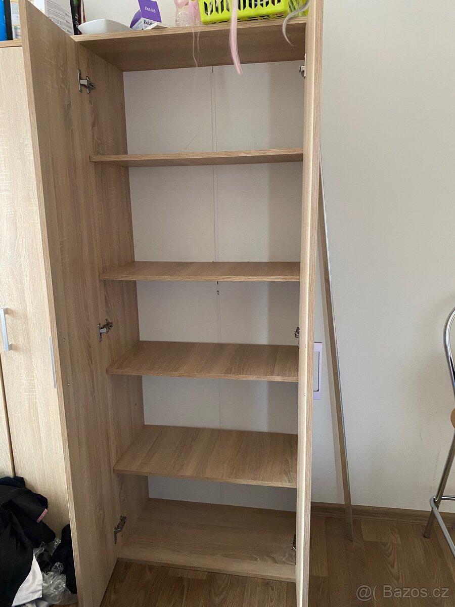 Skřině 3 x ( světlé dřevo) - 2