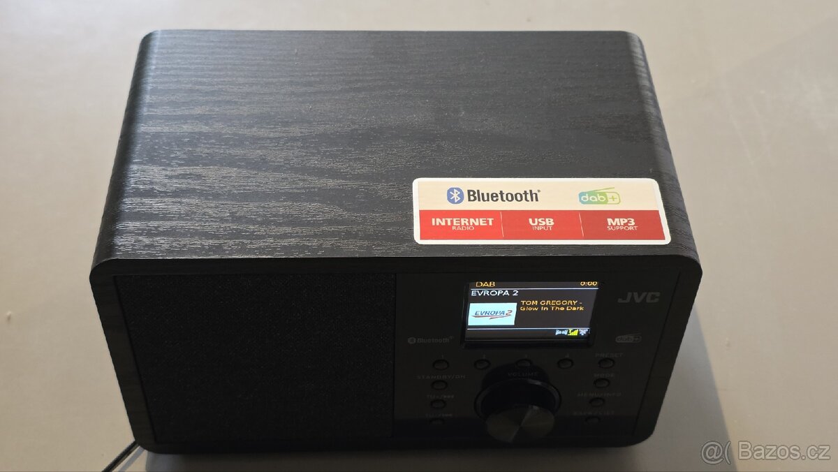 Internetový radiopřijímač s DAB+ JVC RA-E814B - 2