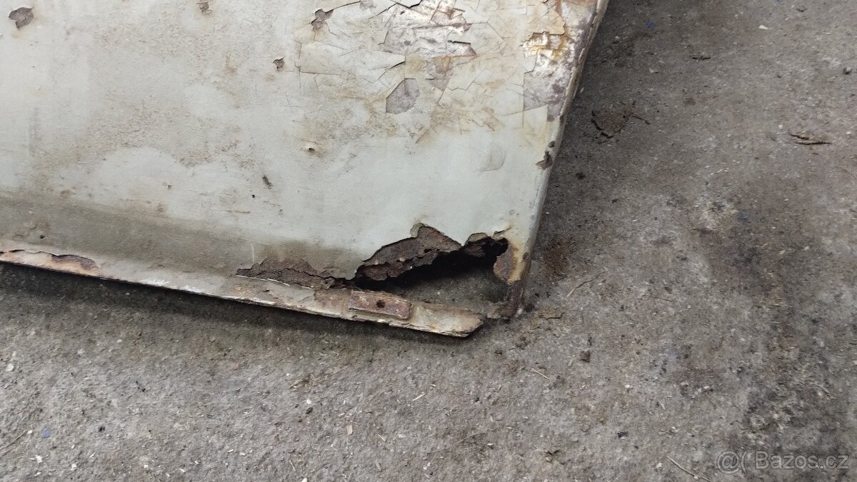 Kapota škoda 1000MB - 2