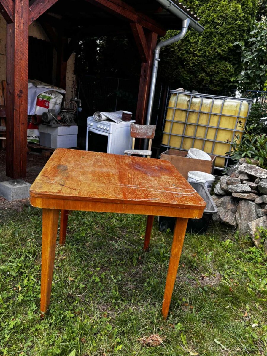 Rozkládací stůl - 2