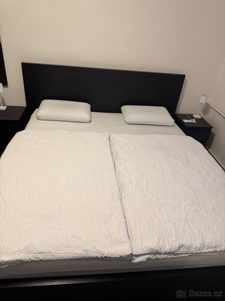 Postel IKEA Malm s matrací a rošty - 2