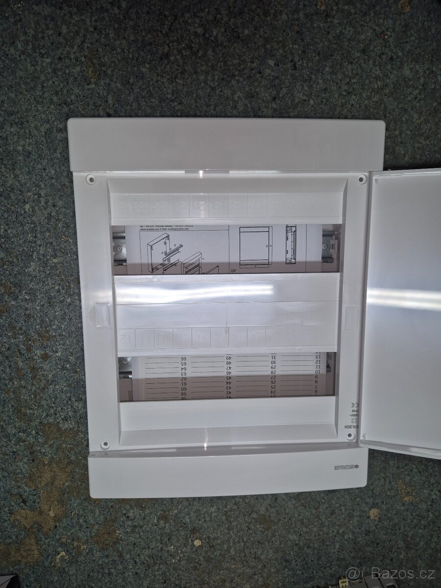 Prodam nasteny rozvadec novy - 2