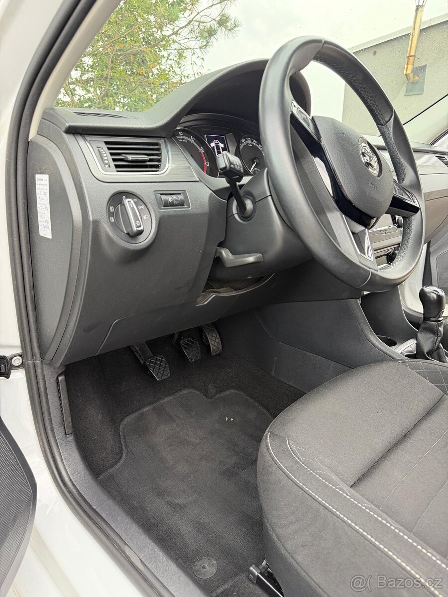 ŠKODA RAPID - 2