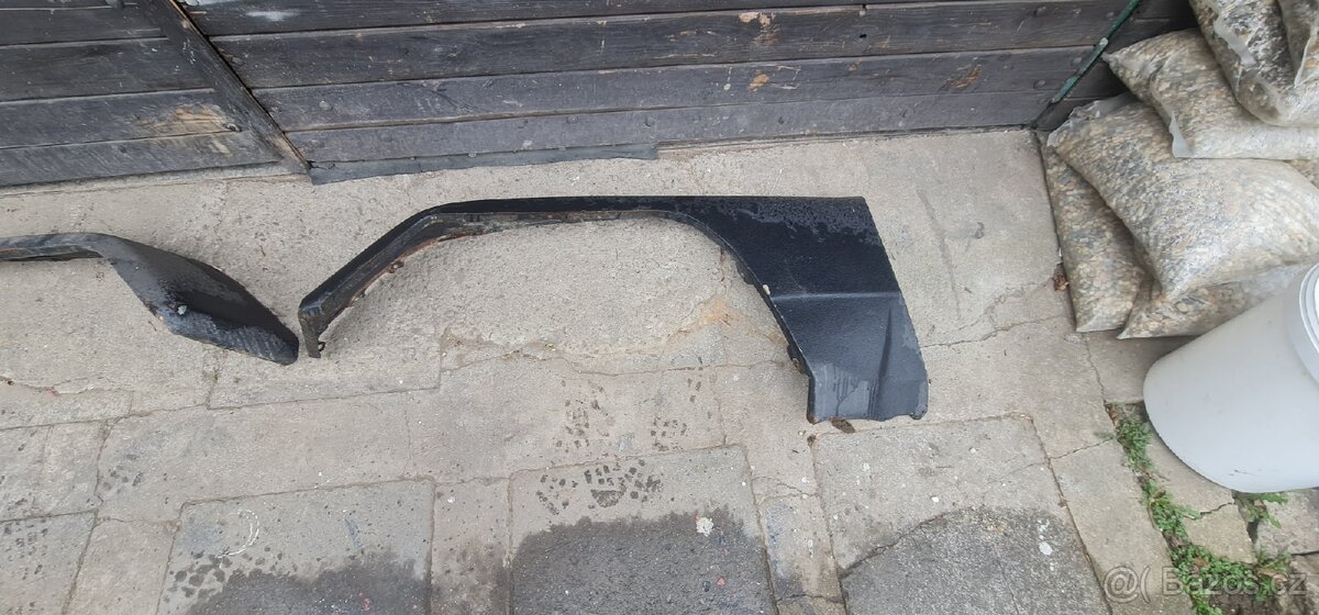 Predni blatnik land cruiser hzj 70,73,75,78