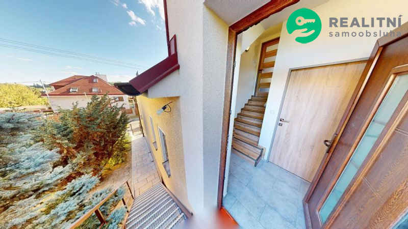 Komfortní a vzdušný byt 3+1 s terasou, 118 m2 - 2