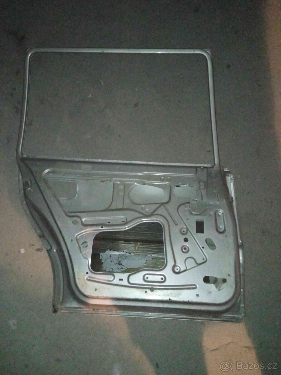 LZ dveře OPEL OMEGA A KOMBI - 2