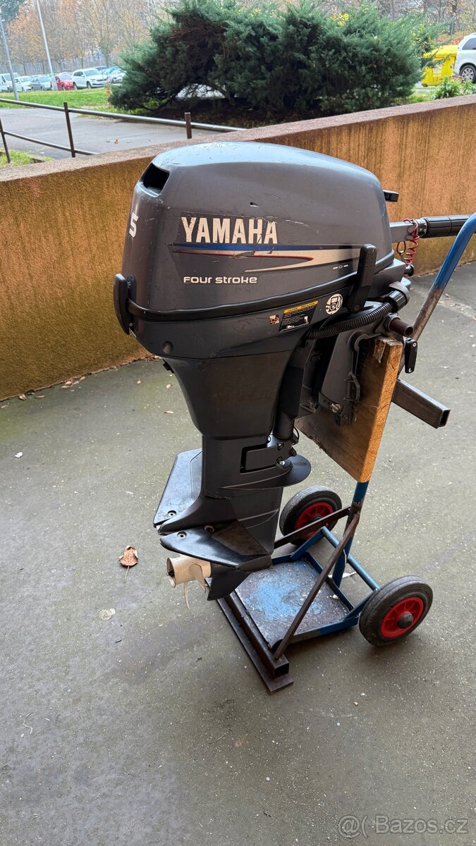 Lodni motor Yamaha 5 (8)hp 4t 2valec, kratka noha - 2