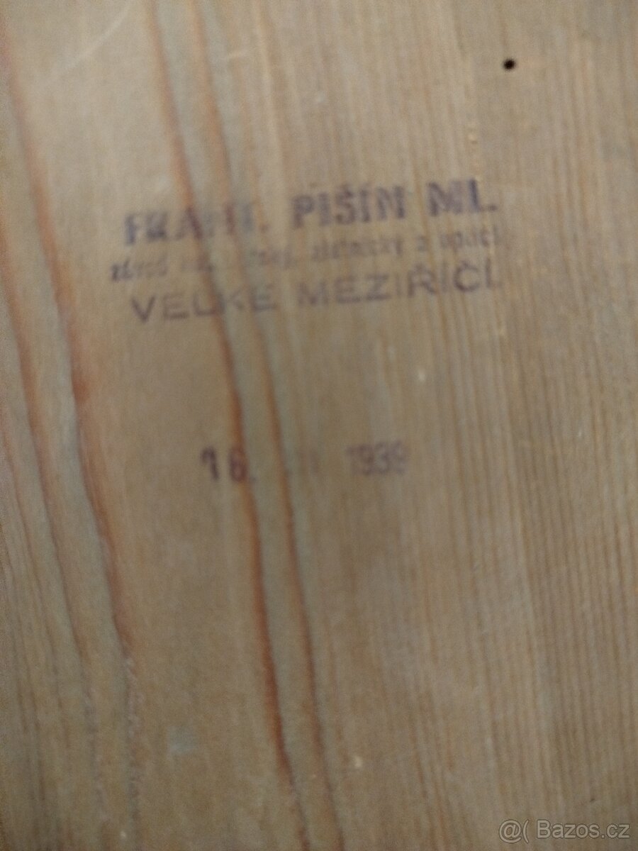 Dřevěné nástěnné hodiny - 2