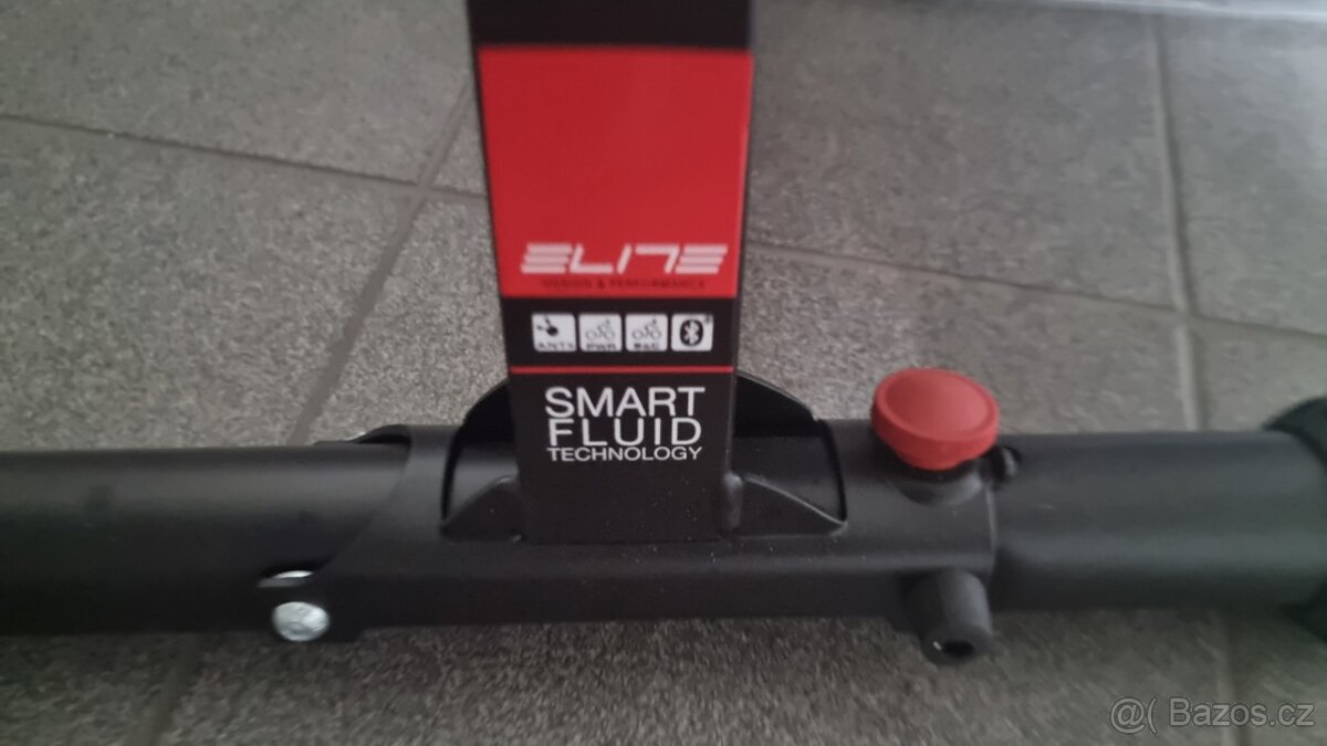 Cyklistický trenažér Elite + s kazetou (11) - 2