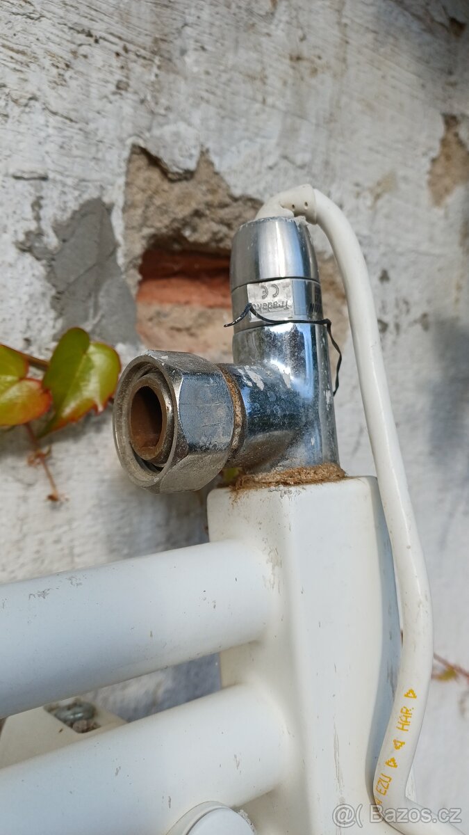 Koupelnový žebřík a topnou tyčí - 2