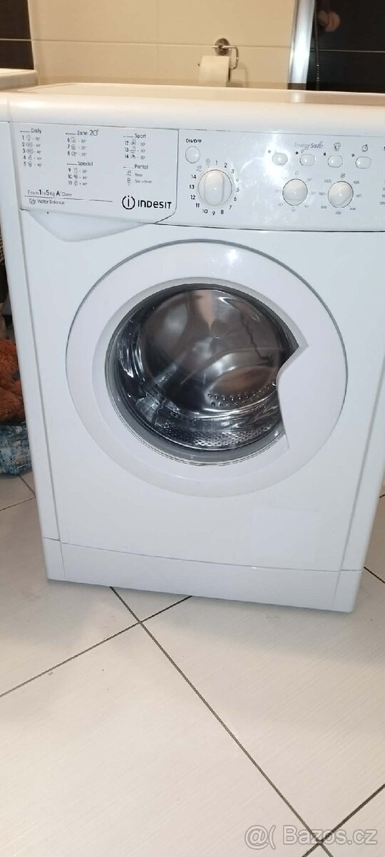 Pračka INDESIT - 2