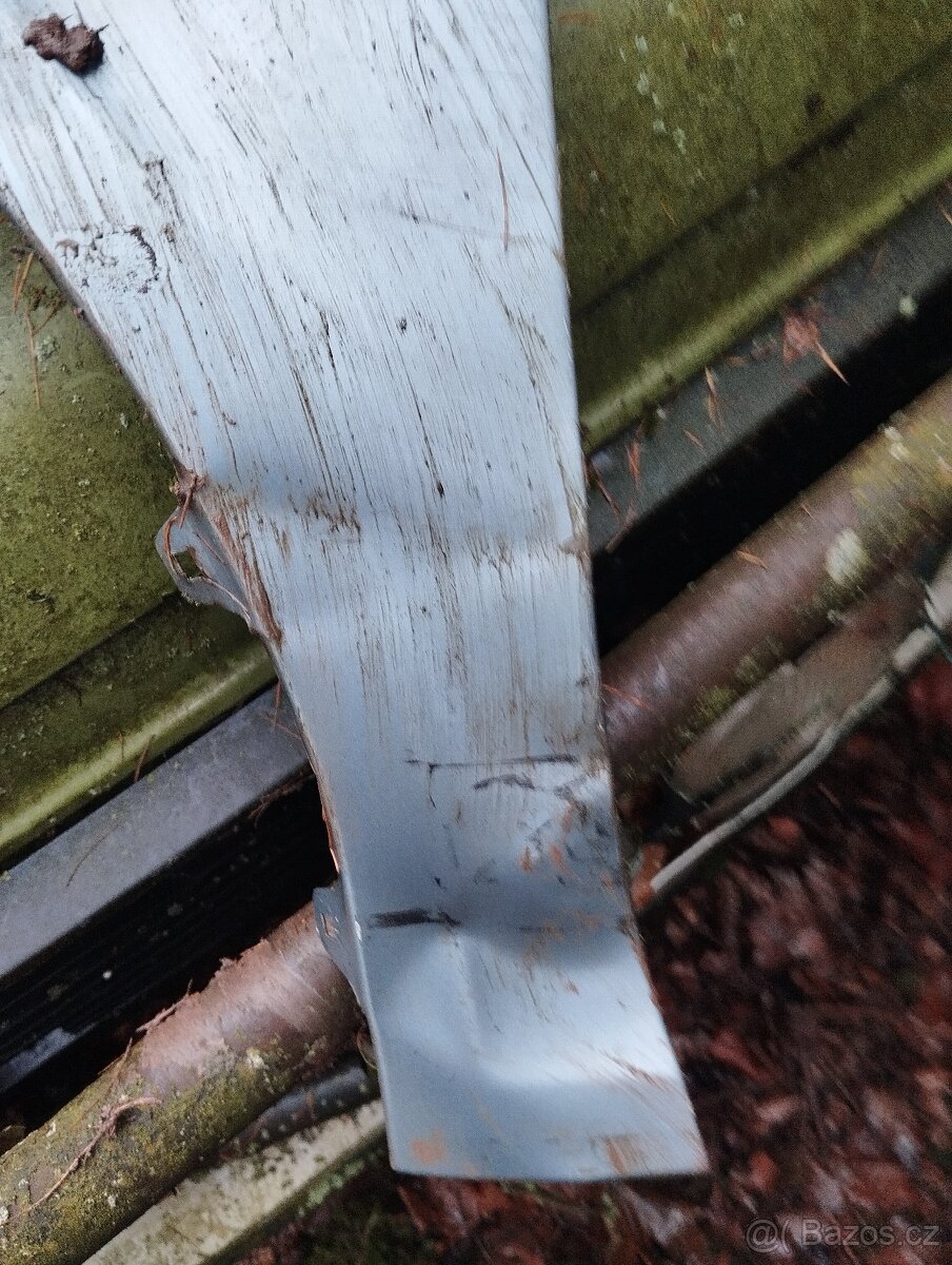 Škoda Octavia 2 blatník - 2