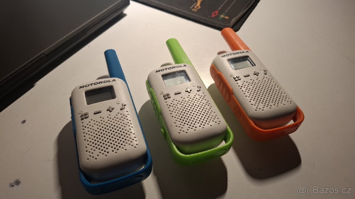 VYSÍLAČKY MOTOROLA T-42 - 2