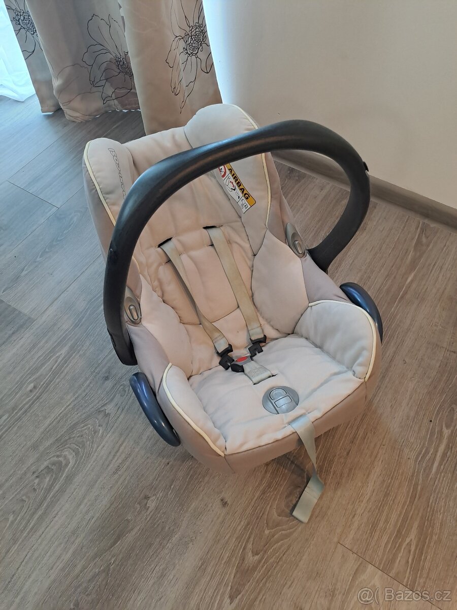 Autosedačka vajíčko Maxicosi - 2