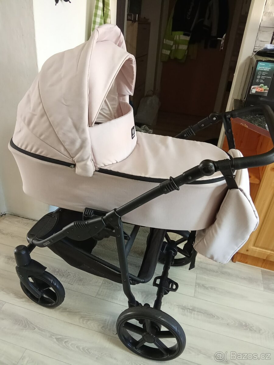 Kunert kočárek - 2