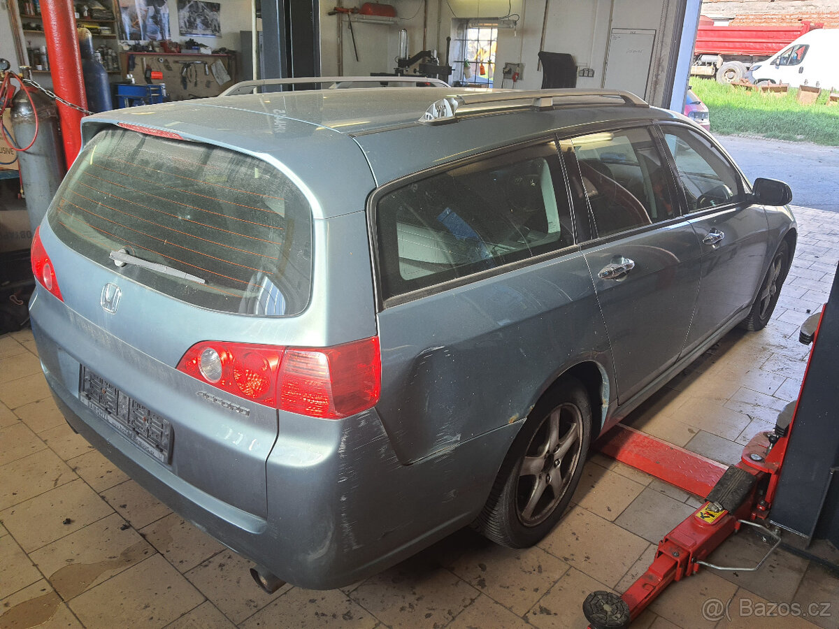 Náhradní díly Honda Accord 2.4 Manuál - 2