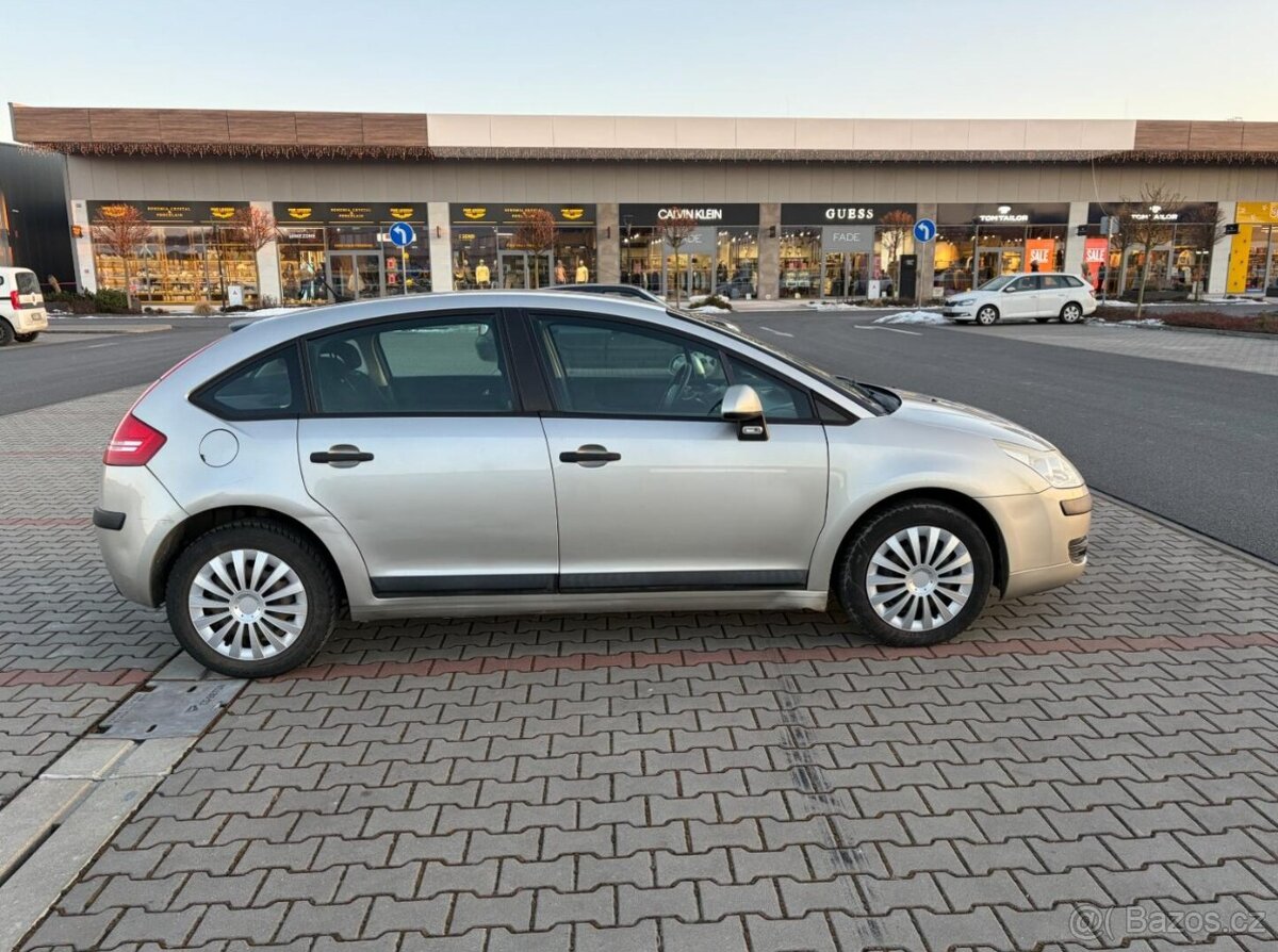 Citroen C4 1.4i 16V ČR STK 2/2028 - 2