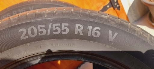 Pneumatiky Continental 205/55 R 16 - 2
