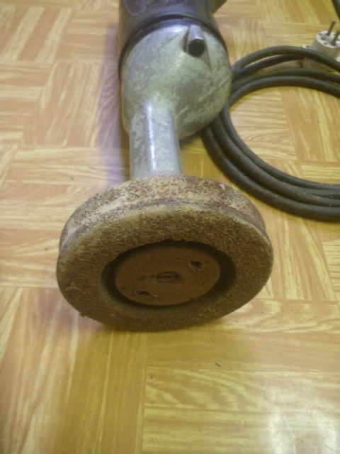 Rozbrušovačka,bruska - 2