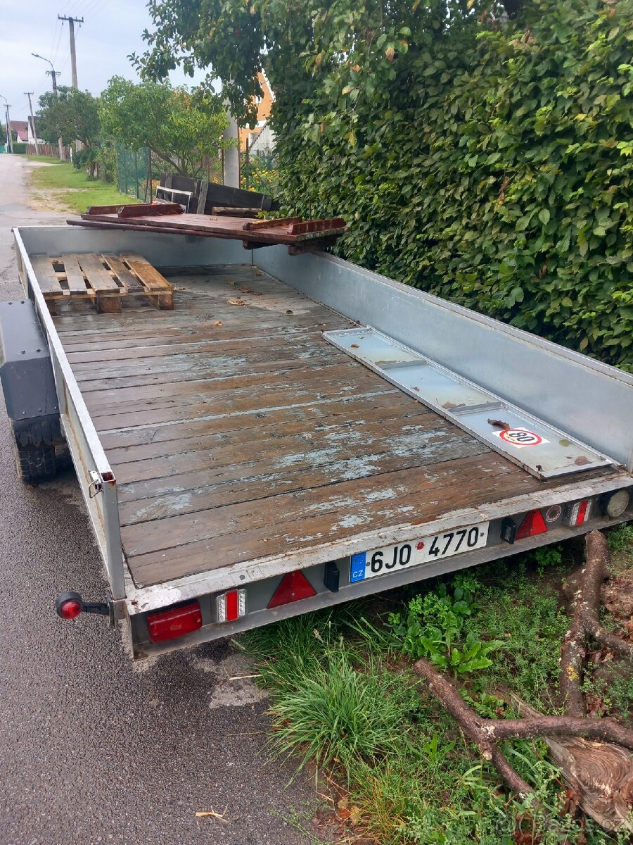Přívěs za auto - 2