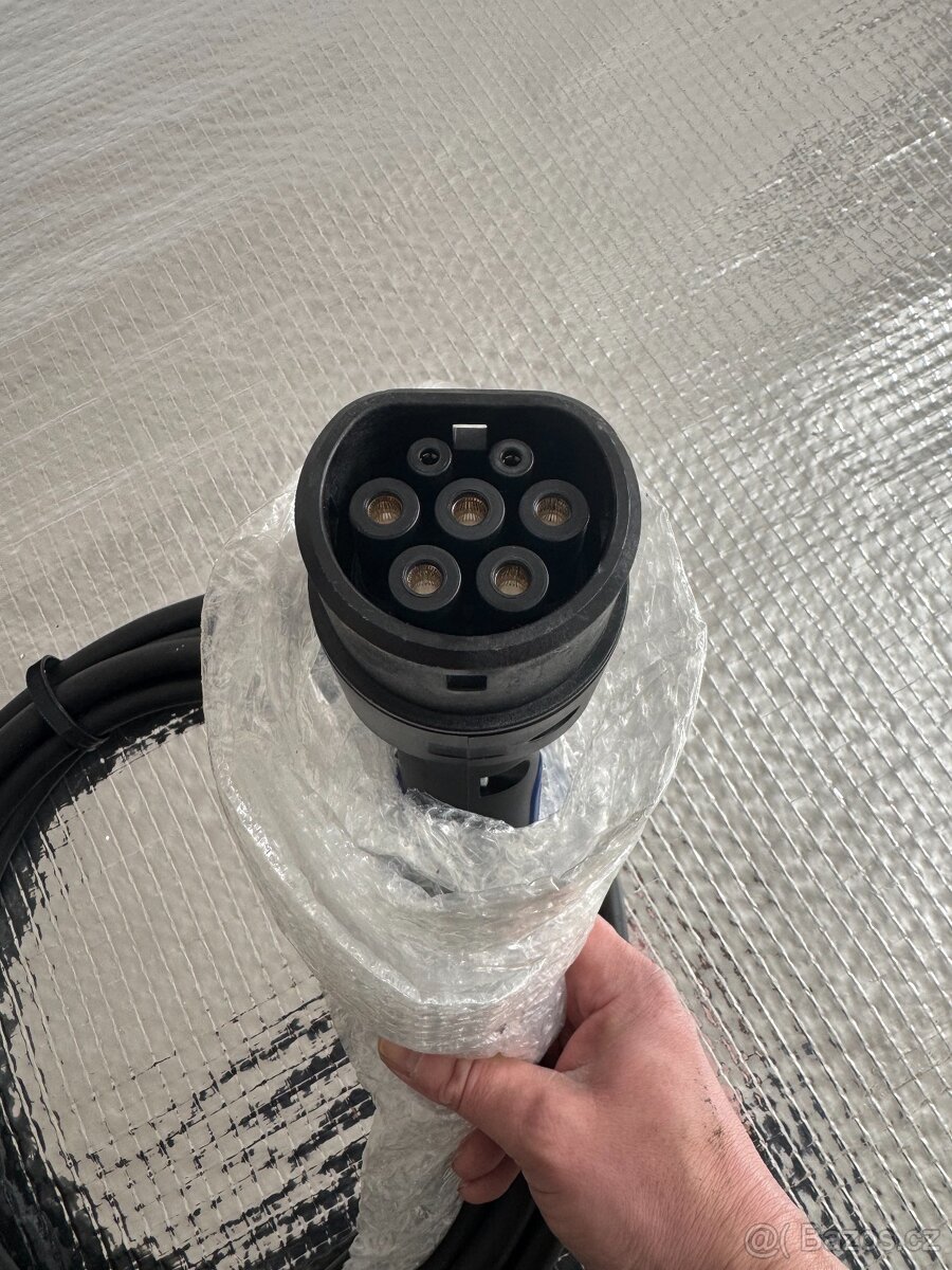 Nabíjecí kabel na elektromobil - 2