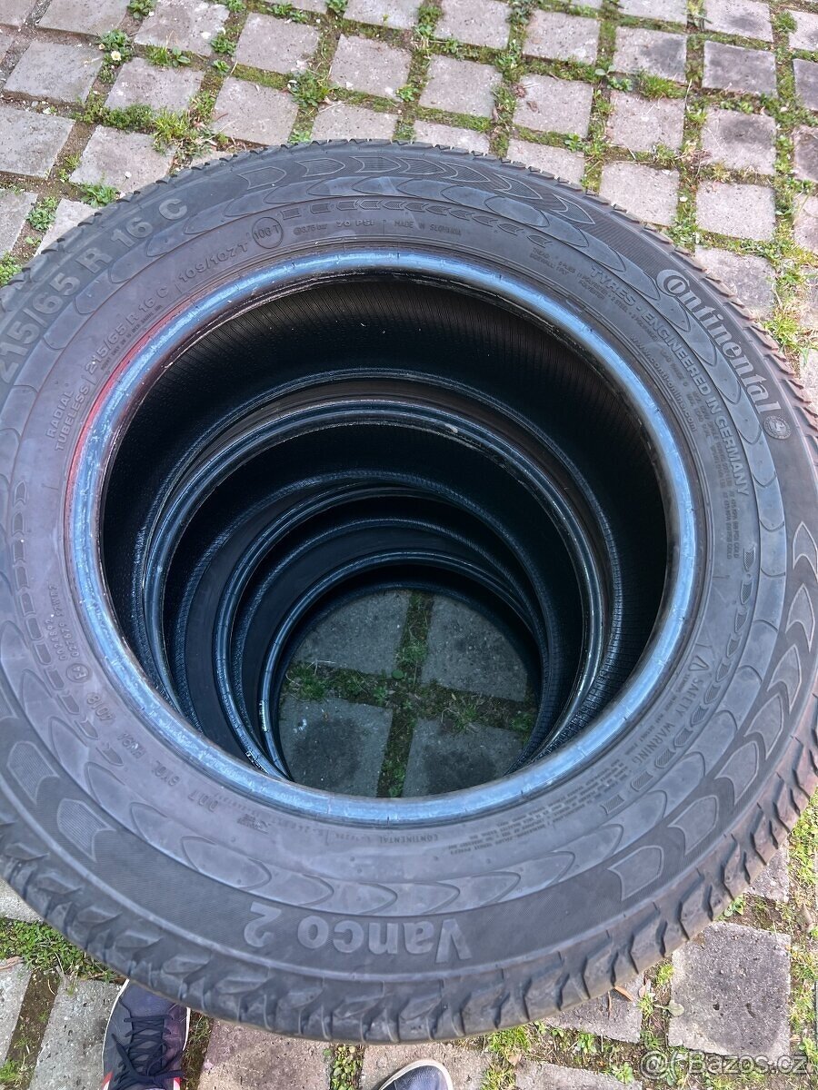215/65R16C pneumatiky Continental - 2