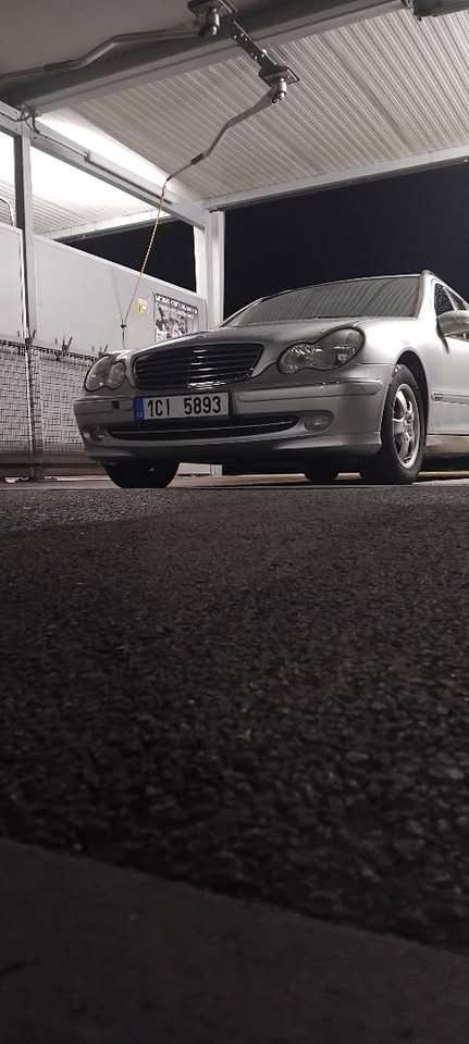 Mercedes-Benz C220 W203 - 2