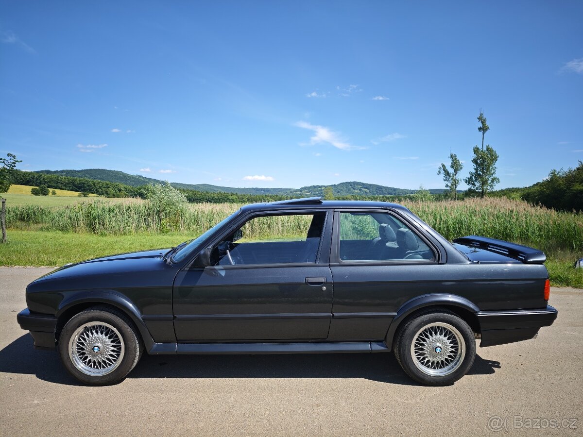 BMW E30 325ix Coupé - 2