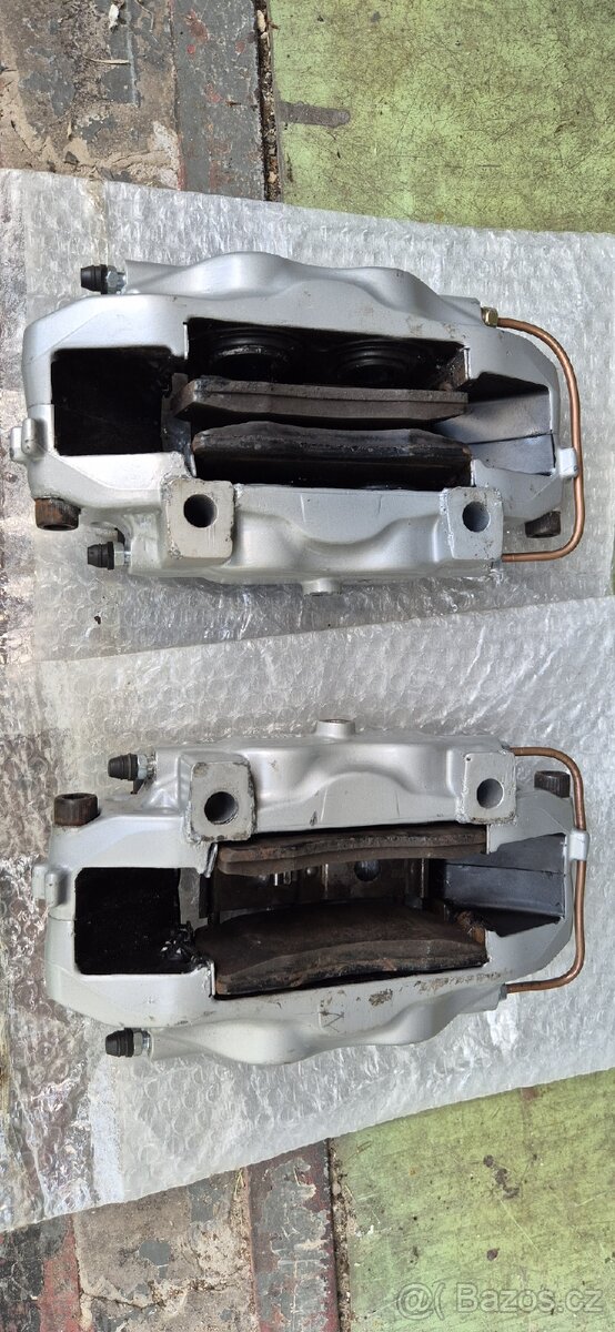 Brembo třmeny - Alfa 156 330mm - 2