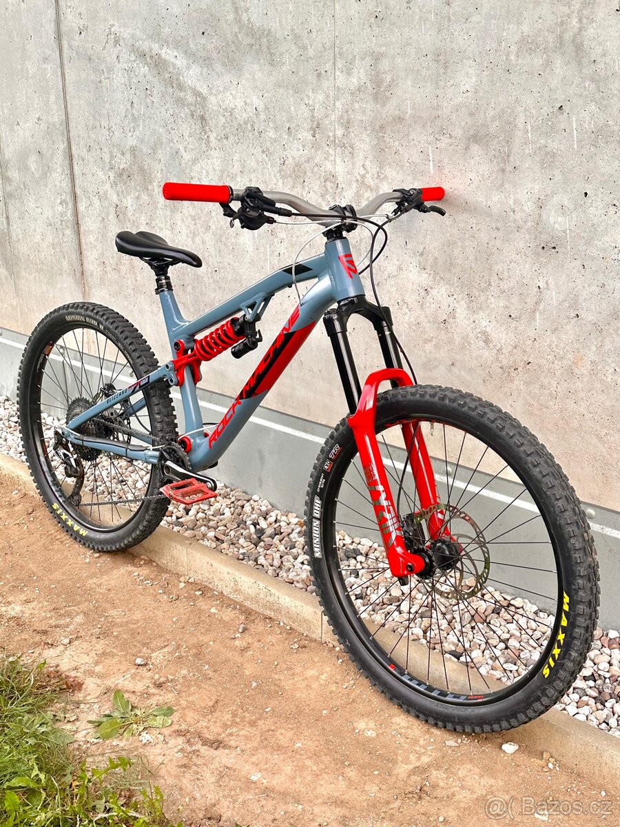 Enduro RockMachine Blizzard - Ultimate, SLX, RaceFace - 2